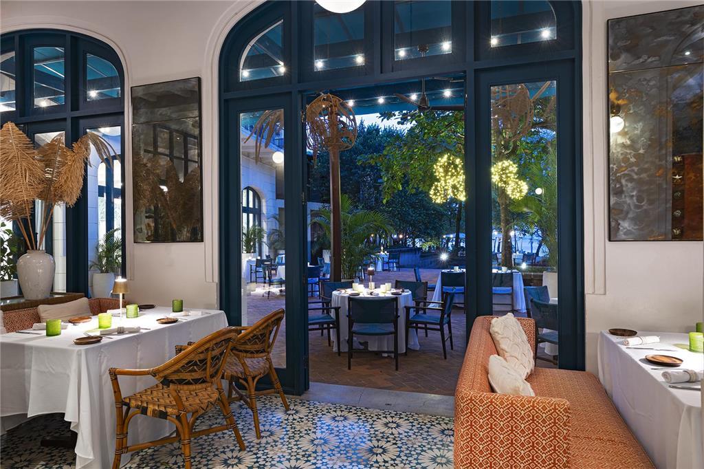Santarena Hotel at Las Catalinas Restaurant billede